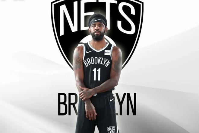 状态不佳！詹姆斯半场9投2中仅得4分，湖人领先9分